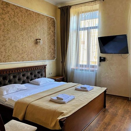 Hotel 39 Lviv Ngoại thất bức ảnh