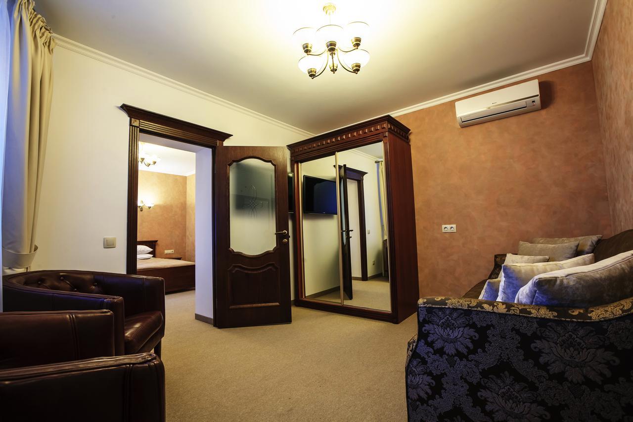 Hotel 39 Lviv Ngoại thất bức ảnh